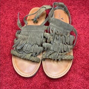 American Eagle Sandals